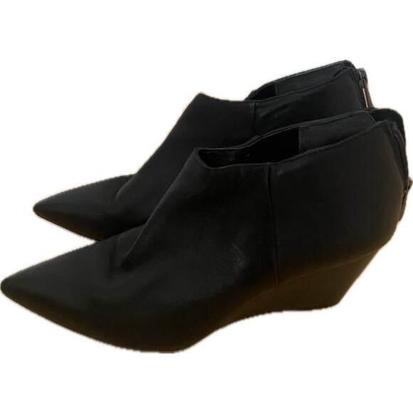 Franco Sarto Black Leather Adrienne Booties Size 8 - Picture 3 of 4